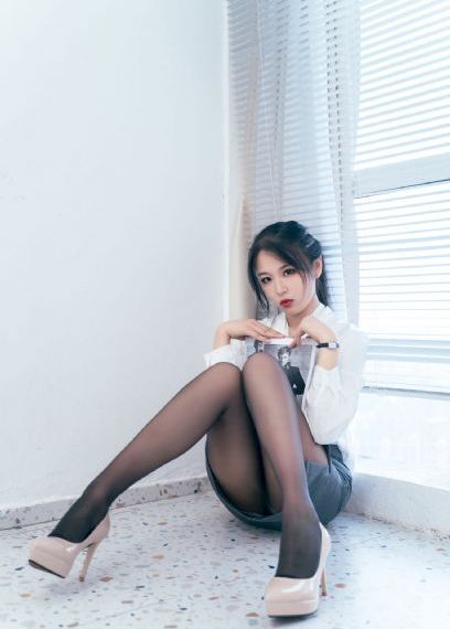 美丽姑娘在线观看完整版中文高清_蓝光神马影院手机在线